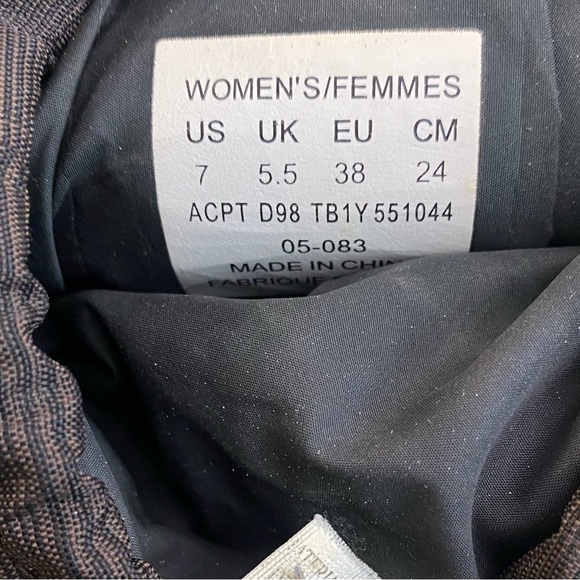 The North Face Black/Brown Winter 700 Women’s Boots - Picture 5 of 9